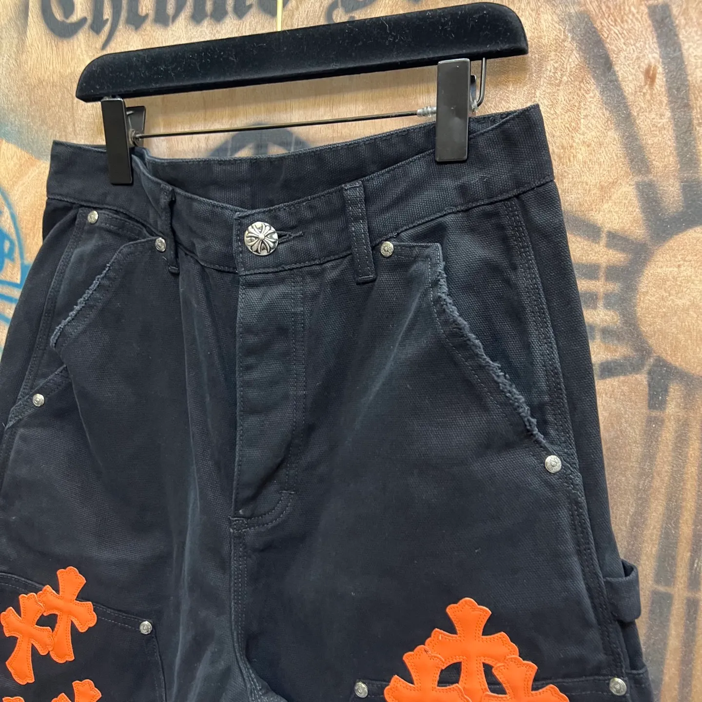 P520 chrome hearts limited series new city limited jeans Chrome Hearts city limited denim shorts vintage levis American made 501 505 517 base version remake Levis American made 501 base version imported sheepskin 925 silver remake Customers provide waist and pants length or height and weight. The studio will select the most suitable base version for you to remake. There are many people doing remakes in the market. Don’t belittle or comment. The difference is visible to the naked eye. See and compare for yourself #CHROME HEARTS Unisex style